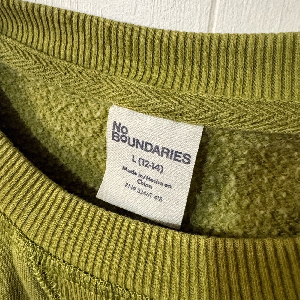 No Boundaries Olive Green Sweatshirt - Picture 3 of 3
